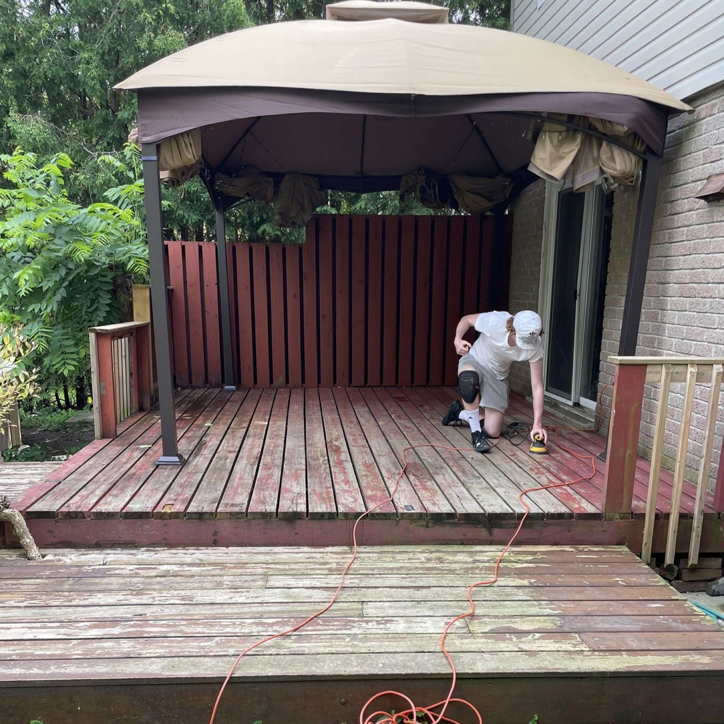 Newmarket Deck Refinishing